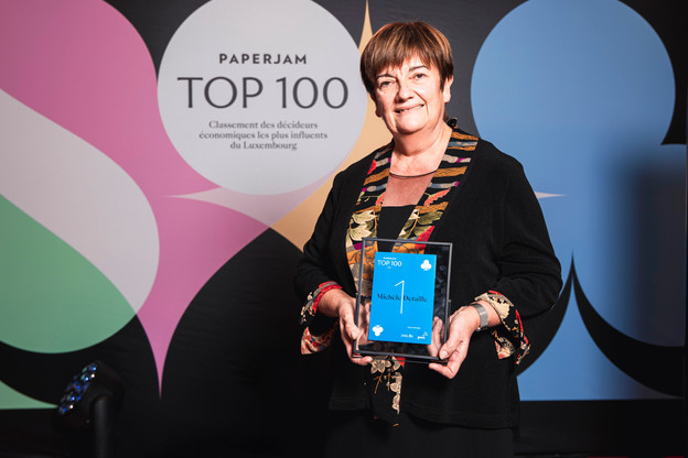 Michèle Detaille succède à Norbert Becker au sommet du classement du Paperjam Top 100. Elle est la première femme à figurer en tête du palmarès des décideurs les plus influents du Luxembourg. (Photo: Julian Pierrot/Maison Moderne Publishing SA)