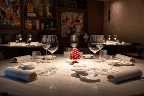 Timilìa has four tables, a maximum of ten covers and is run by two people: Giorgia Tartaglione in the dining room and her partner Olivier Parise in the kitchen.  (Photo: Timilìa)