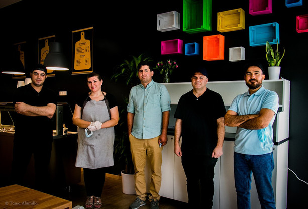 Les responsables du restaurant Rice House, ouvert dans le quartier de la gare au printemps, ont reçu l’appui financier de Microlux. (Photo: Microlux)