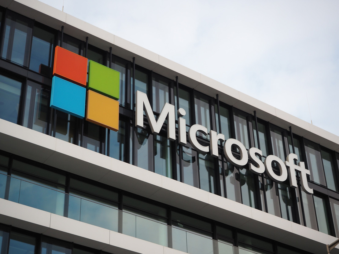 Microsoft has announced it would slash 10,000 jobs by Q3 in 2023.  Photo: Shutterstock