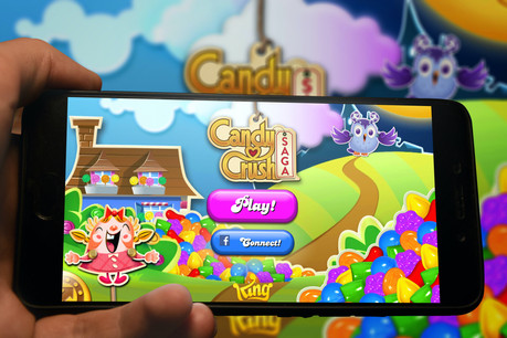 Avec 95% des trois milliards de joueurs qui préfèrent le smartphone, Candy Crush apporte une présence et une visibilité fortes, se félicite Microsoft, à l’annonce de l’acquisition d’Activision. (Photo: Shutterstock)