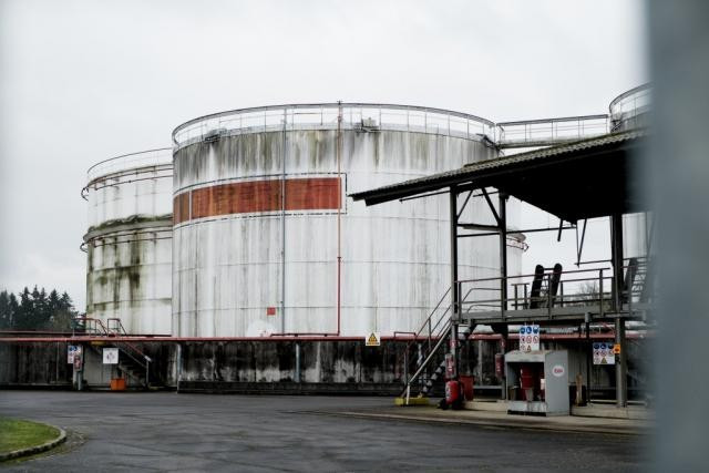 Luxembourg's strategic oil reserves will not be impacted by alternative supplies caused by the Russian oil embargo, according to energy minister Claude Turmes. (Photo: Jessica Theis/archives)