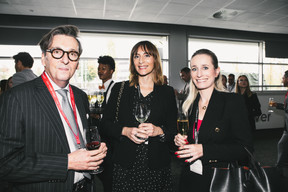 Michel Grevesse-Sovet (Paperjam + Delano Business Club), Cynthia Blaszczyk and Elsie Danjou (Hôtel Le Royal) (Photo : Eva Krins / Maison Moderne)