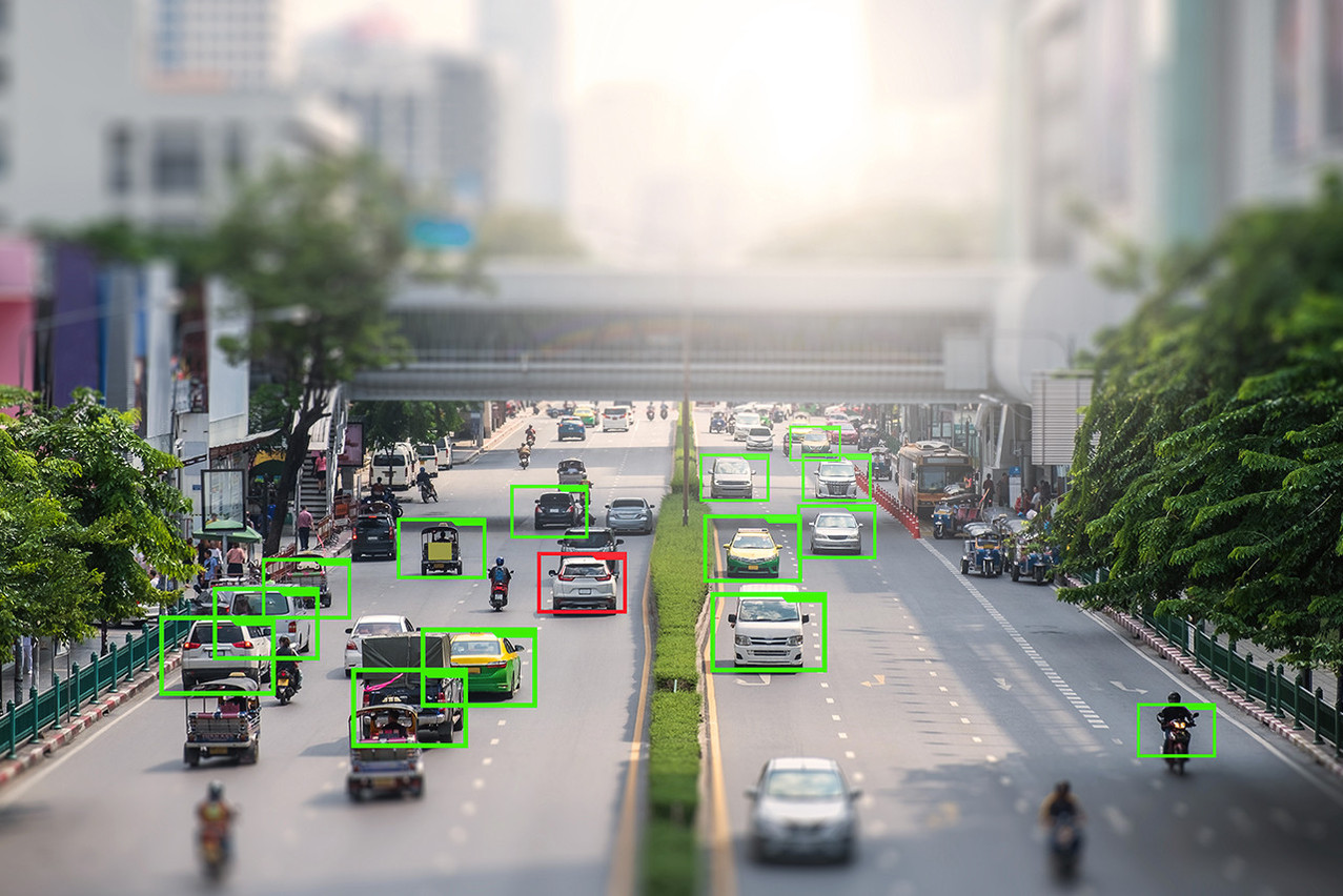L’intelligence artificielle permet la mise en place de systèmes de gestion du trafic pour rendre la vue des voyageurs plus facile. (Illustration: Shutterstock)