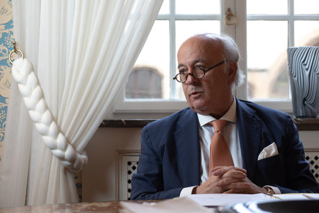 Norbert Becker: «Chacun de nous a des défauts et des qualités. En ce qui concerne la Grande-Duchesse, la somme des qualités dépasse de loin peut-être certaines faiblesses. Aujourd’hui, en tout cas, elle ne s’occupe plus du tout de la gestion du personnel. Tout cela est derrière nous.» (Photo: Matic Zorman / Maison Moderne)