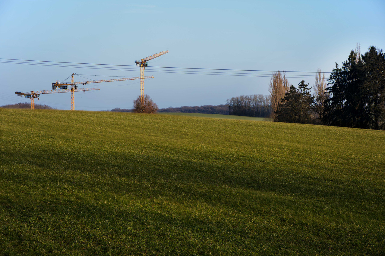 En moyenne, il fallait débourser 310 euros pour acheter un mètre carré (+9,9% sur un an) de terrain bâtissable en Belgique et 429 euros en Flandre (+13,2% sur un an). En Wallonie il fallait débourser environ 128 euros pour ce même mètre carré. (Photo: Nader Ghavami)