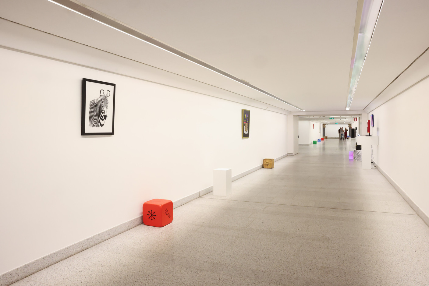 The Am Tunnel gallery is located beneath Spuerkeess’ Rousegäertchen office building, 16 rue Sainte-Zithe, L-2763 Luxembourg-Gare. The gallery is 15m underground and approximately 350m long. Photo: Marie Russillo