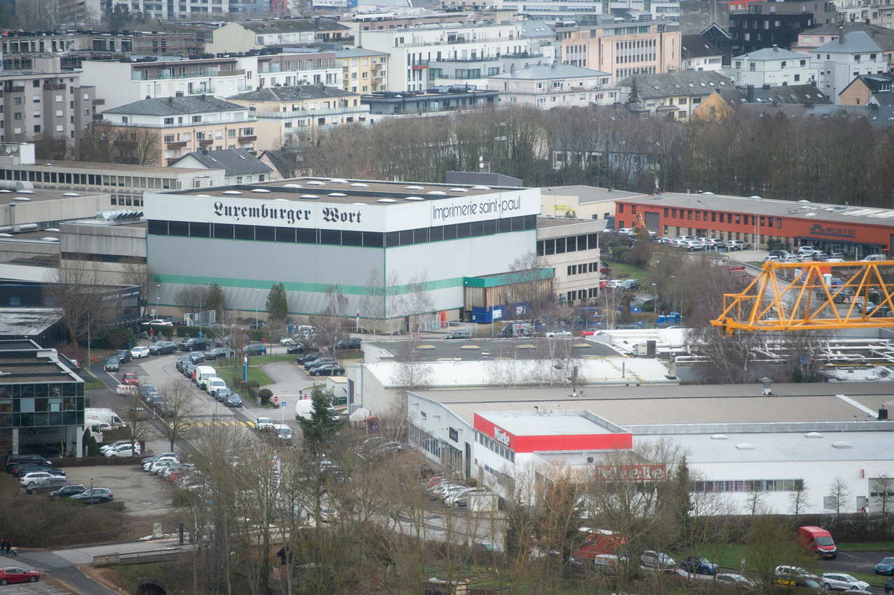 L’Association luxembourgeoise des journalistes apporte son soutien aux salariés de Saint-Paul. (Photo: Anthony Dehez)