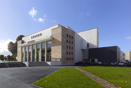 Le théâtre municipal de Thionville se transformera, à partir de vendredi, en centre de vaccination. (Photo: DR)