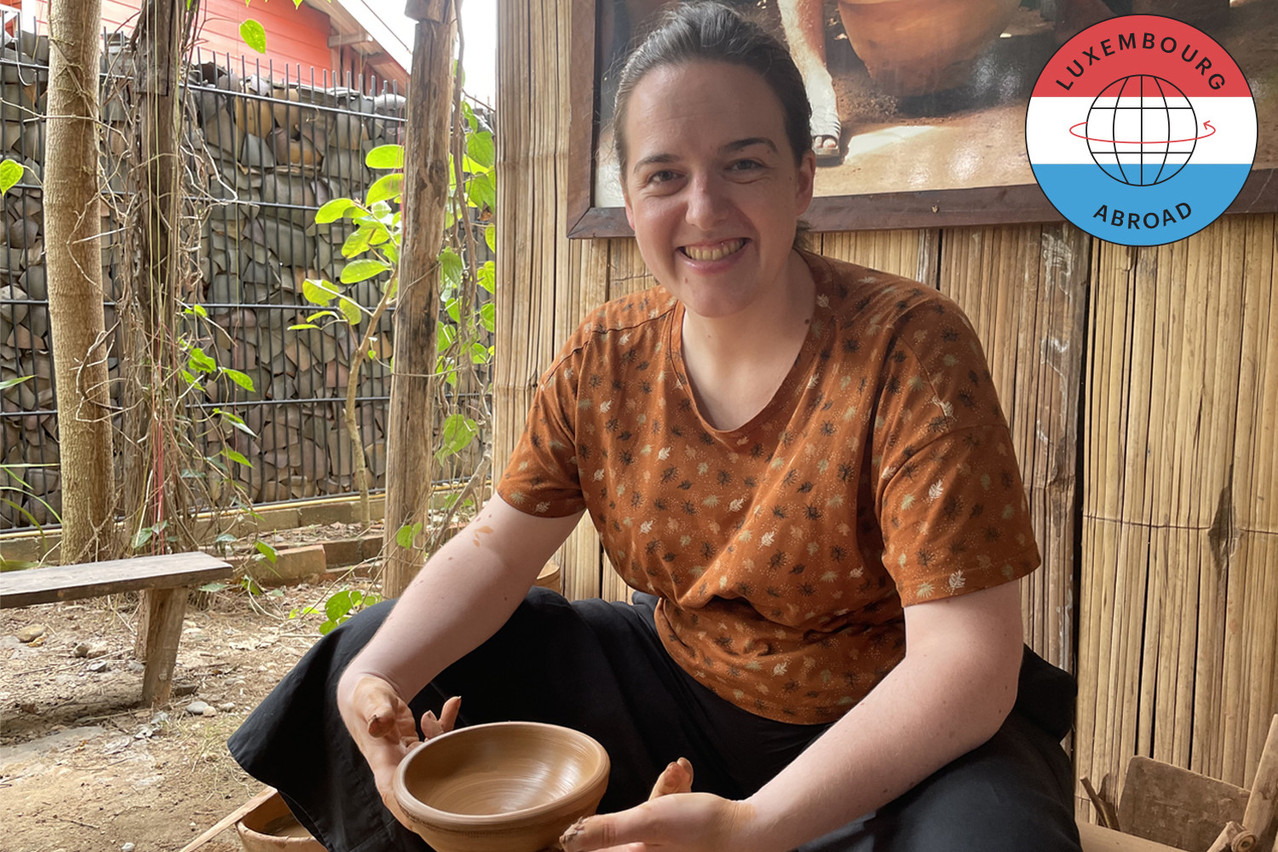 Cordula Schnuer, journaliste pour Delano, a découvert pendant ses vacances au Laos que le Luxembourg avait aidé un petit atelier de poterie à survivre pendant la pandémie. (Photo: Cordula Schnuer/Maison Moderne)