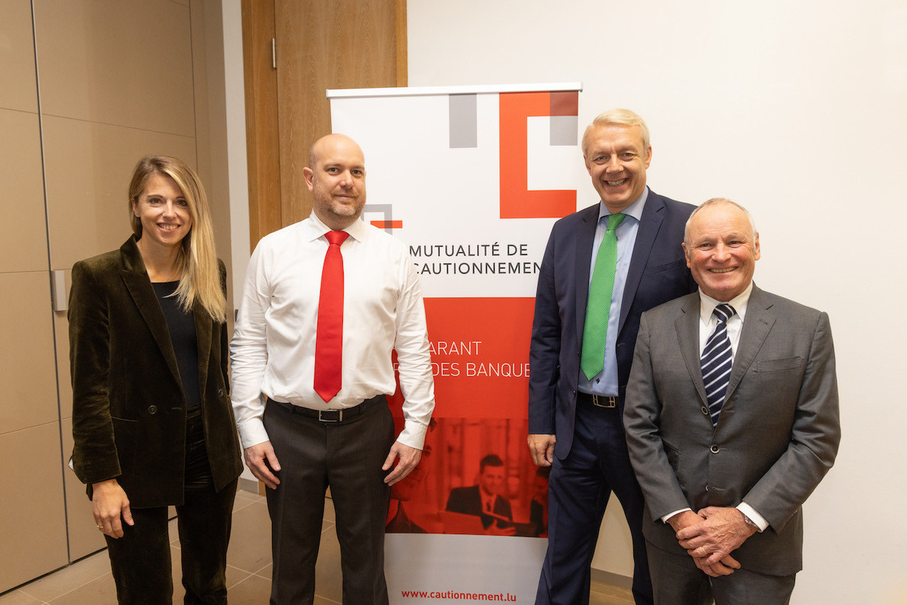 Stéphanie Damgé, Christophe Stein, Robert Goeres et Fernand Ernster ont présenté le nouveau Bounce, produit destiné à soutenir les entrepreneurs dans leurs projets de financement. (Photo: Laurent Antonelli/Chambre de commerce)
