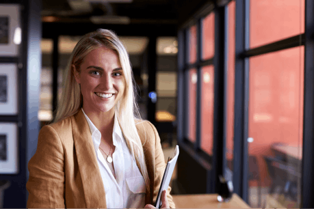 Mesurer le bien-être mental des employés au Luxembourg. (Crédit: Envato Elements)