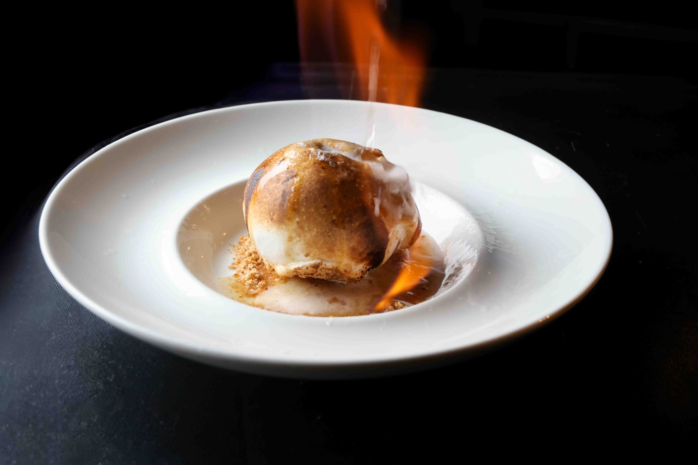 Chef Adrien Rouyer's menu combines influences from several continents.  (Photo: Marie Russillo/Maison Moderne)