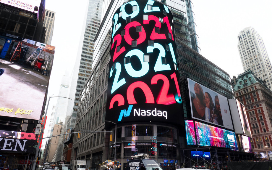 The Nasdaq is heading for its worst monthly performance since October 2008. As of market close on 28 April 2022, the Nasdaq was down by 10% since the beginning of the month and by 18% since the start of the year. Photo: Shutterstock