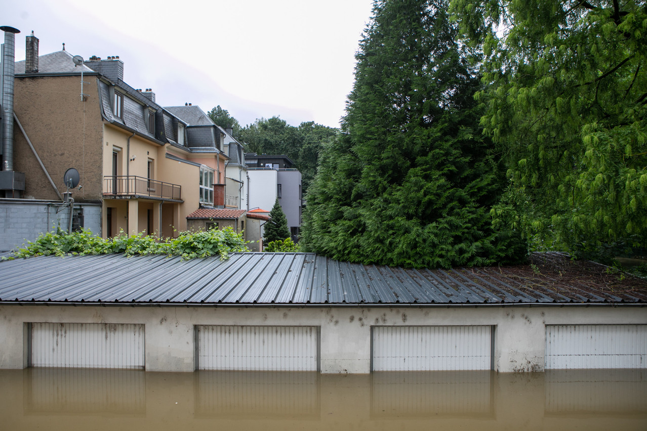 Natural disasters are increasing in frequency and severity in all regions, according to Swiss Re. Pictured here is a photo taken during the floods in Luxembourg in July 2021. (Photo: Matic Zorman/Maison Moderne/Archives)