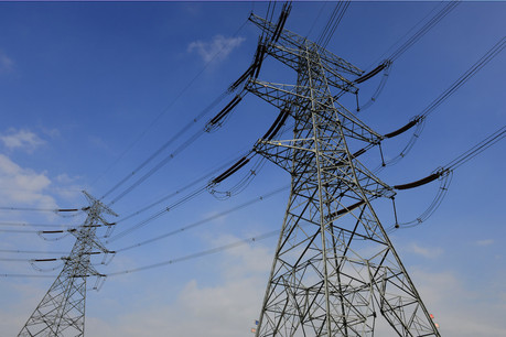 Une nouvelle ligne à haute tension, d’une puissance de 380kV, reliant le Luxembourg à l’Allemagne, afin d’acheminer le courant produit à l’étranger, devrait voir le jour d’ici 2028. (Photo: Shutterstock)