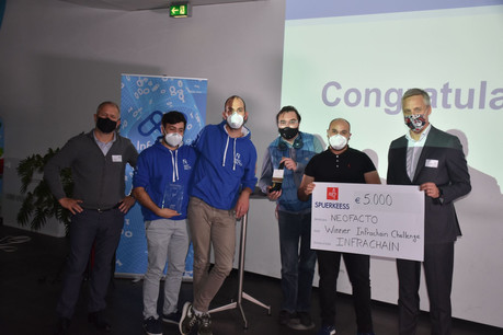 L’équipe de Neofacto a remporté le premier challenge organisé par Infrachain pour digitaliser les services publics. (Photo: Infrachain)