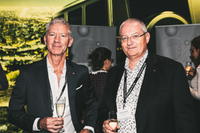 Jean-Charles Manigart (F24) et Olivier Rousseau (IVC Flooring Development Centre) (Photo: Léo Biewer/Maison Moderne)