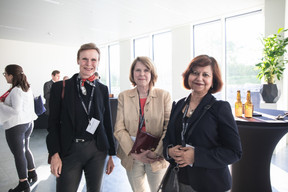 Claudia Neumeister (Luxdates), Michele Sawyer (Sawyer Design Division) et Niv Dasgupta (euroLOGIX). ((Photo:Eva Krins/Maison Moderne))