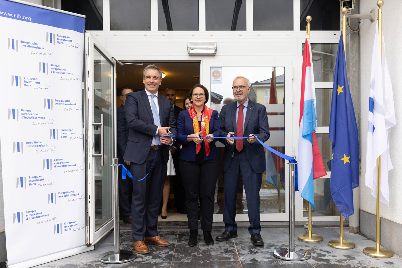Claude Meisch (left), Yuriko Backes (centre) and Werner Hoyer (right) were present to inaugurate the new school. Guy Wolff/Maison Moderne