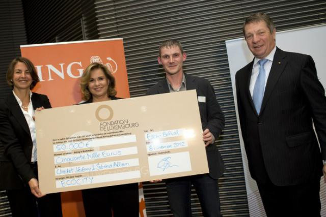 En présence de la Grande-Duchesse Maria-Teresa, le projet Ecocity a reçu un soutien financier de 50.000 euros. (Photo : Christophe Olinger)