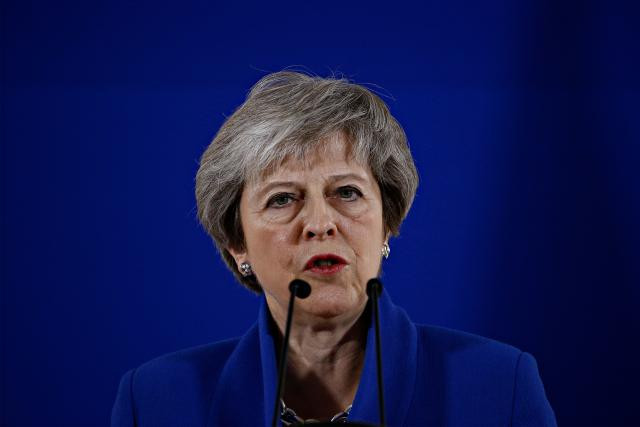 Theresa May a très peu de temps pour convaincre les députés britanniques. (Photo: Shutterstock)