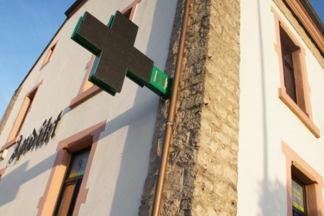 La pharmacie de Steinfort restera comme la première officine luxembourgeoise autorisée à vendre des médicaments en ligne. (Photo: Maison moderne / archives)