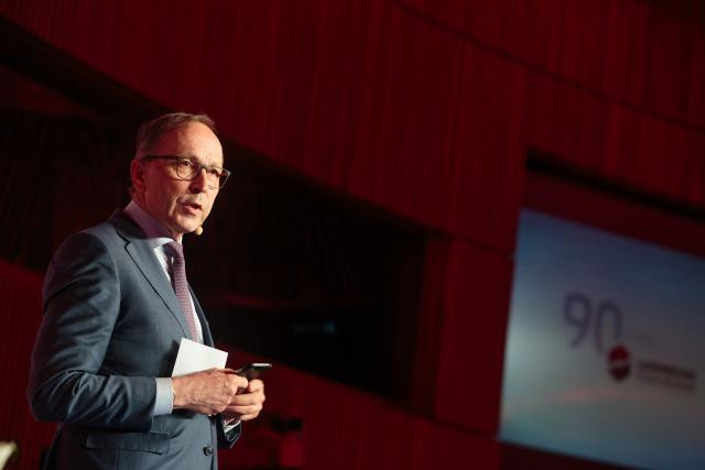 «Le monde change très rapidement, insiste cependant le responsable. Il faut pouvoir s’adapter en permanence» a souligné Robert Scharfe, CEO de la Bourse de Luxembourg. (Photo: Matic Zorman)