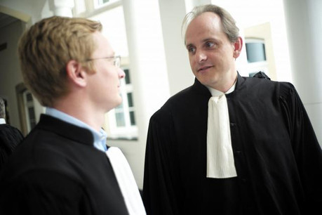 L'avocat Pierre Hurt (à droite) veut pousser l'affaire jusqu'au bout et obtenir une ordonnance de principe pour la liberté de la presse. (Photo: Christophe Olinger / archives)