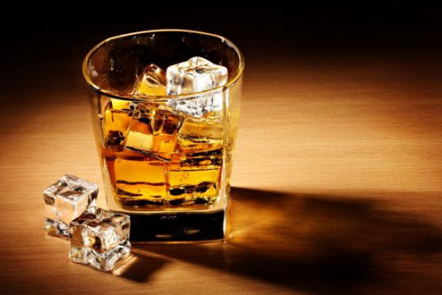 La consommation d'alcool au travail est une faute grave, mais pas lorsqu'elle n'est pas régulière. (Photo: forwallpaper)