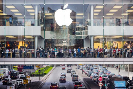 Les Apple Stores accueillent désormais des ateliers pédagogiques où le grand public peut suivre gratuitement des cours. (Photo: Licence C.C.)