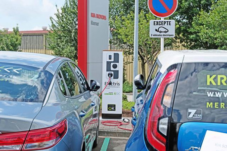 La borne installée au Garage Kremer, au Mierscherbierg, est équipée de deux points de charge avec un connecteur de «type 2». (Photo: DR)