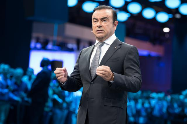 Cette fois, Carlos Ghosn a été démis de l’ensemble de ses titres. (Photo: Shutterstock)