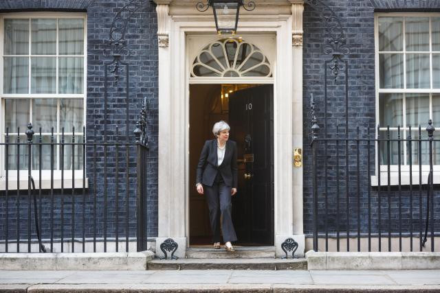 Theresa May a annoncé qu’elle ne démissionnerait pas et qu’elle resterait «concentrée sur la mise en œuvre du Brexit». (Photo: Shutterstock)