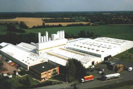 Depuis le 5 septembre, les travailleurs de Moyaux attendent de connaître le sort réservé à leur usine. (Photo : McBride)