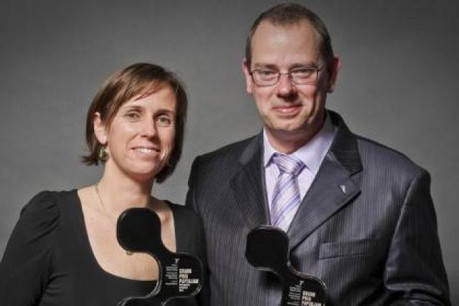 Evie Roos et Christian Standaert (ArcelorMittal) (Photo: Etienne Delorme)