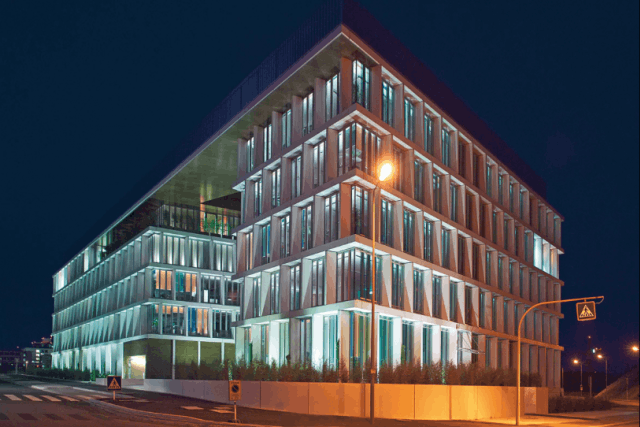 Le siège de Commerzbank Luxembourg au Kirchberg. (Photo: Valentiny architects)