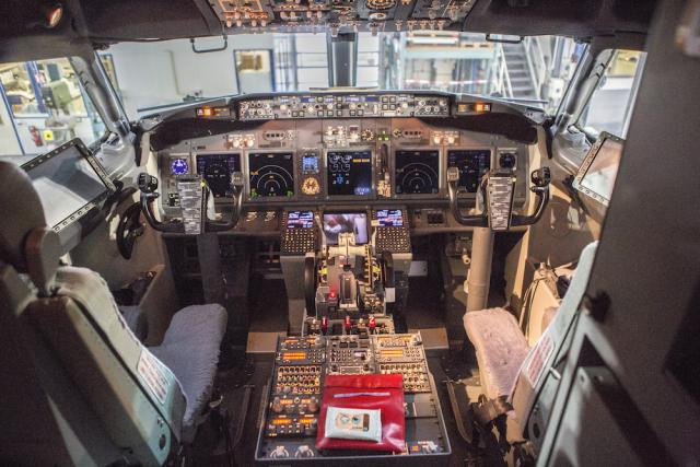 Pour l’exploitation de ses Q400, Luxair a prévu d’embaucher 18 nouveaux pilotes d’ici l’an prochain. (Photo: Paperjam.lu / archives)