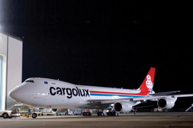 Alors que la livraison des deux Boeing est ajournée, Der Spiegel croit savoir que le Qatar souhaite entrer au capital d'EADS. (Photo: Cargolux)