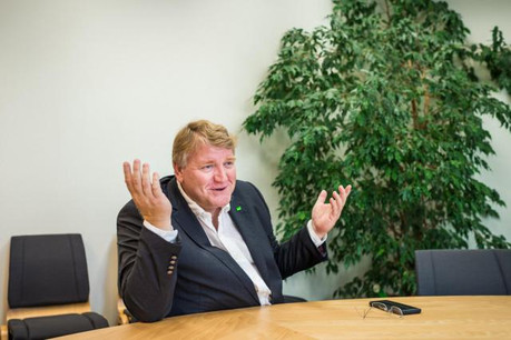 Selon Christian Kmiotek, co-président de Déi Gréng, les négociations de coalition ne devraient pas commencer avant la semaine prochaine, au retour de Xavier Bettel du sommet européen dédié au Brexit. (Photo: Mike Zenari)