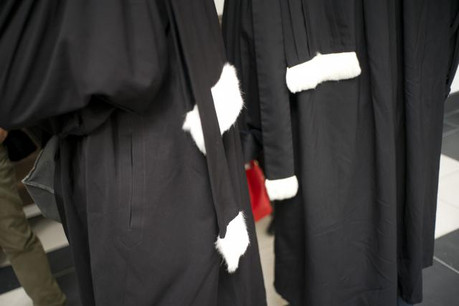 L’aspirante avocate française a finalement accepté de retirer son foulard lors de l’assermentation. (Photo: DR)
