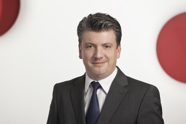 Jusqu’alors managing partner de OPF Partners, Frédéric Feyten prend la tête de ce nouveau bureau qui participe au renforcement des activités de Dentons en Europe.   (Photo: Maison Moderne)