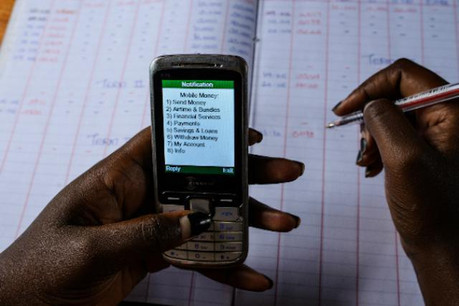 Doté d’une enveloppe de 100.000€ pour le gagnant, le Prix européen de la microfinance est une prestigieuse récompense annuelle qu’ambitionnent les prestataires de services financiers. (Photo: Martin Jumbe / UNCDF)