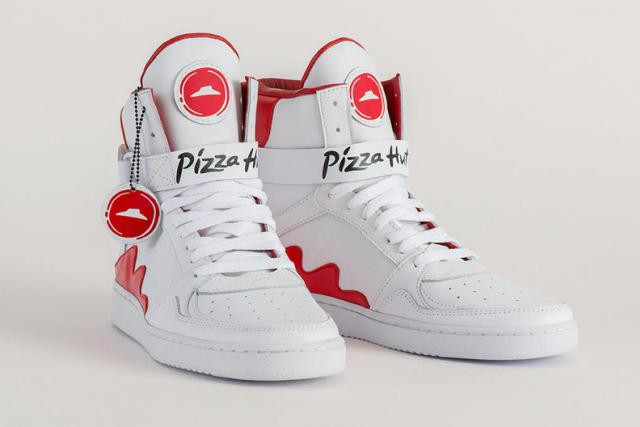 Des baskets pour commander une pizza Paperjam News