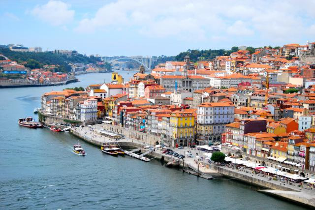 Promettant un prix fixe, Transline Tours a suscité l’enthousiasme de ses clients, principalement des Portugais passant leurs vacances sur la péninsule ibérique. Ils sont tombés de haut. (Photo: Licence CC)