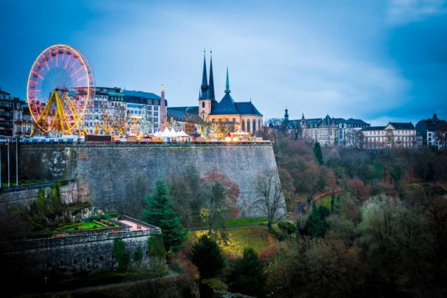 Le marché de Noël a ouvert vendredi à Luxembourg sur les places d'Armes et de la Constitution. (Photo: Ville de Luxembourg / Sabino Parente)