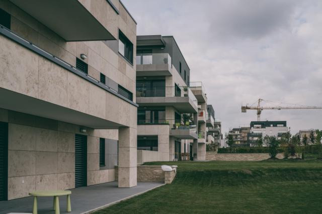 À l’achat, un appartement neuf se vendrait 5.137 euros le m2 en mars 2018, selon les données publiées par atHome. (Photo: Sven Becker / Archives)