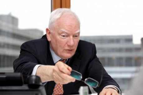 Philippe Maystadt : « Il ne faut pas nécessairement supprimer le système d’indexation. » (Photo : Olivier Minaire)