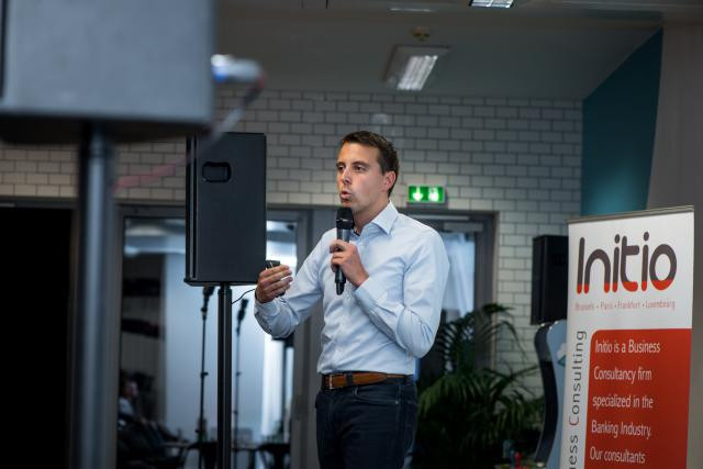 Ken Van Eesbeek, directeur commercial au sein de la société liégeoise Gambit, qui est précurseur dans la mise au point de robots-conseillers pour le secteur financier. (Photo: Nader Ghavami)