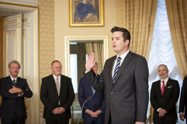 Échevin à 27 ans, député à 29, puis ministre à 34 ans. (Photo: Patricia Pitsch/Maison Moderne)
